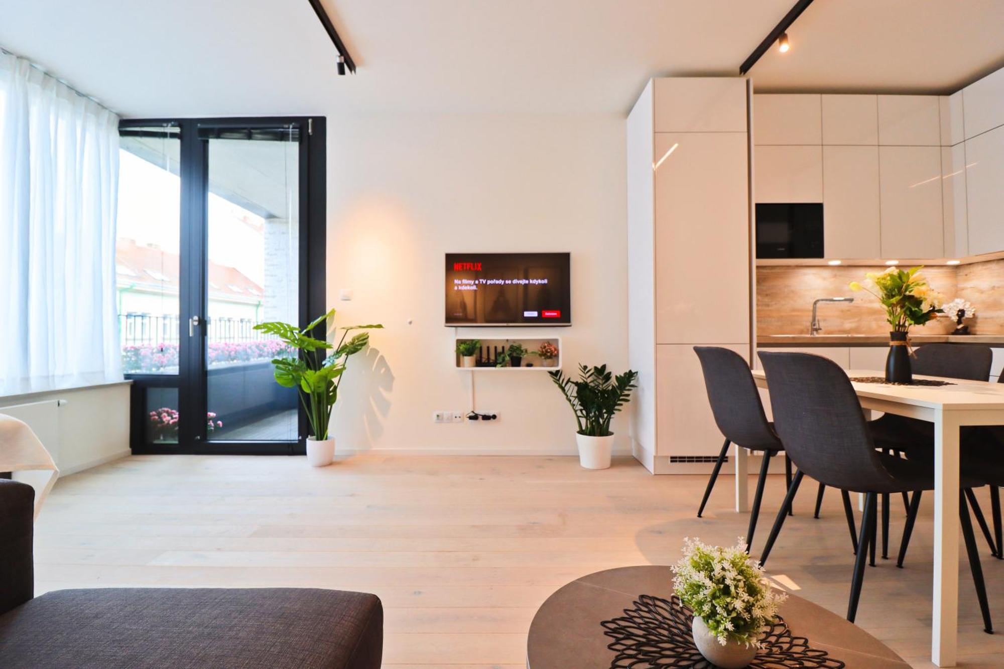Sunny Apartment In Smichov, Prague 5 Kültér fotó